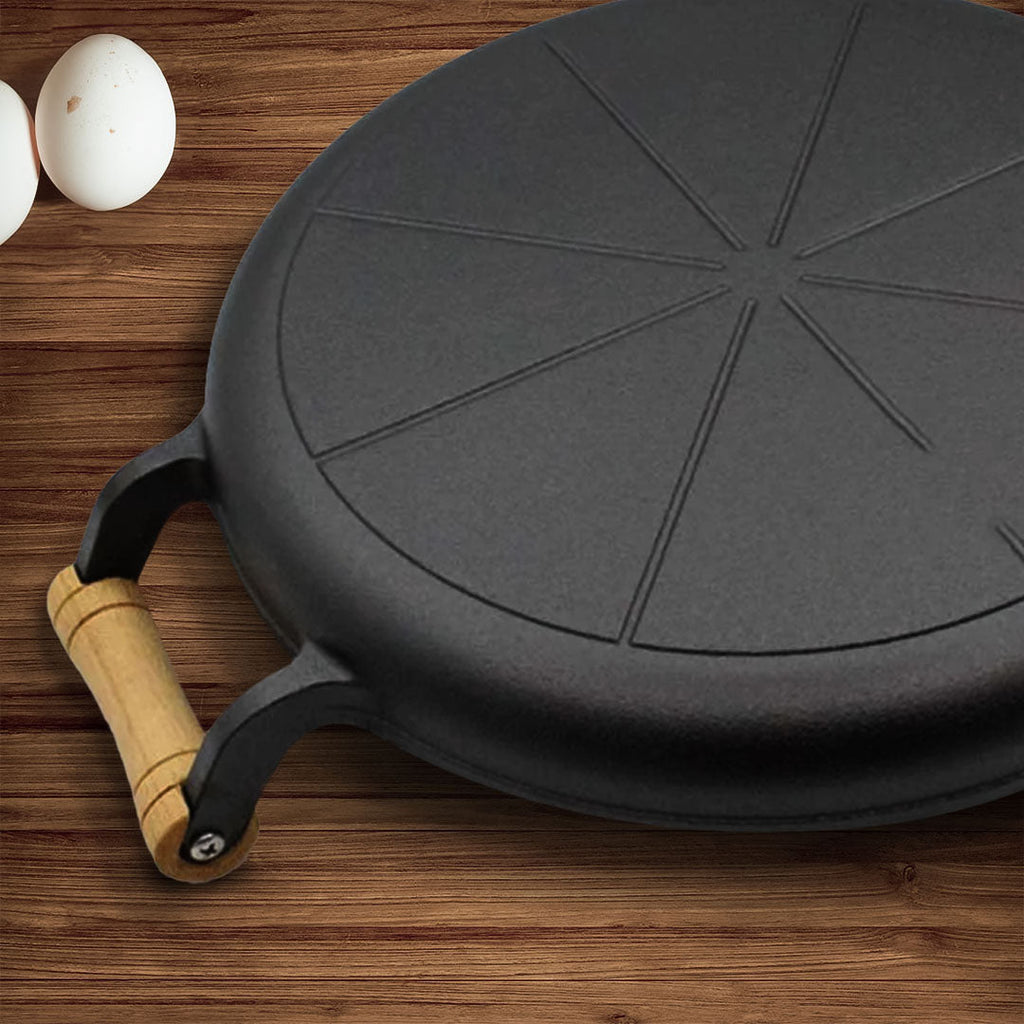 Cast Iron Sizzle Pan with Wooden Handle – 35cm