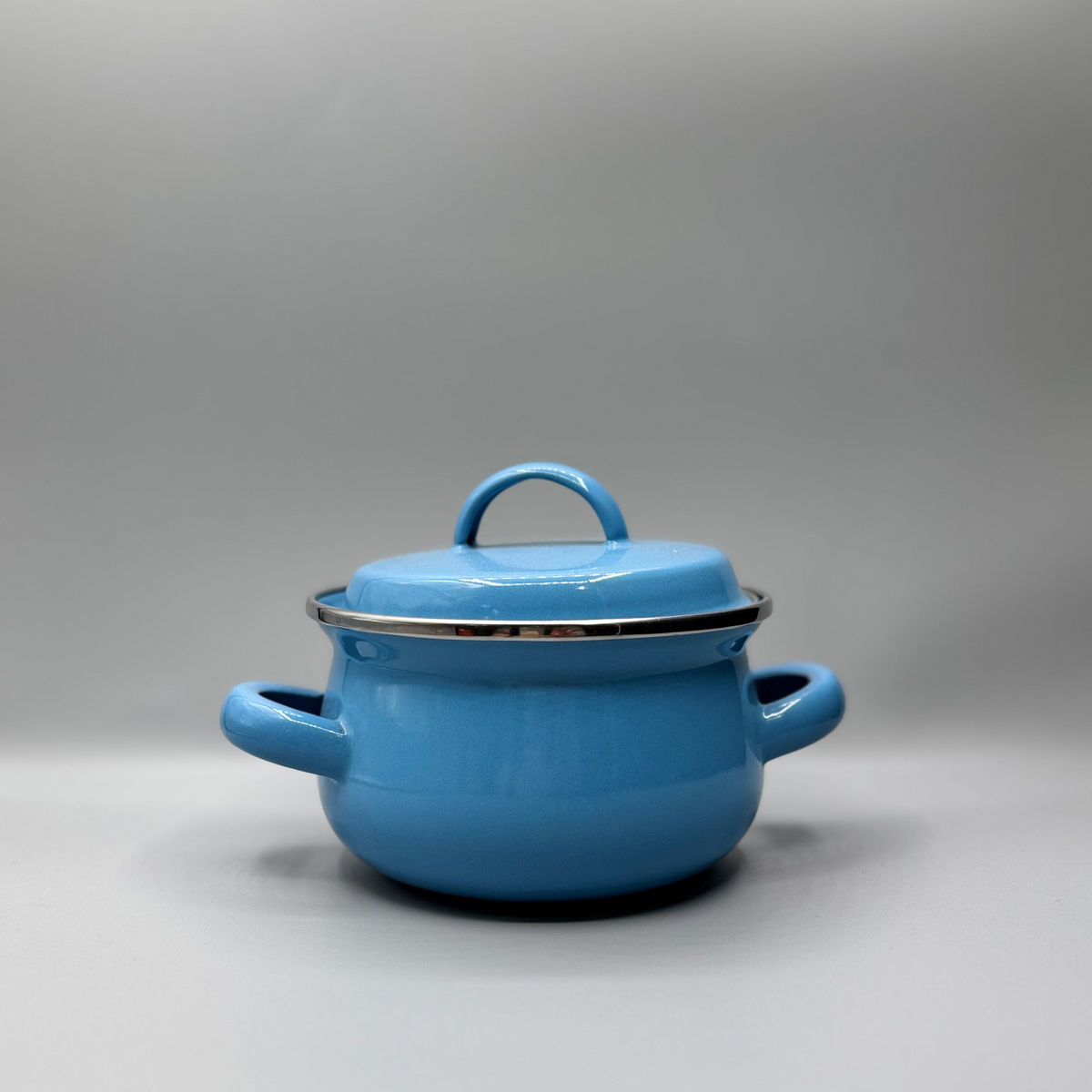 Enamel Pots | Enamelware Collection