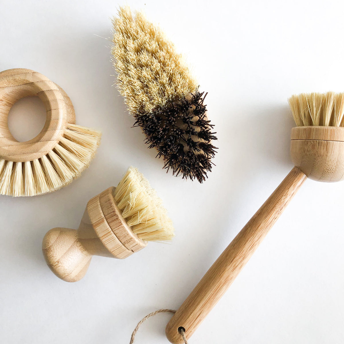 Bamboo Sisal/Palm Fiber Vegetable Brush-Zero Waste Natural Kitchen Scrubbing Brush-Sustainable Kitchen