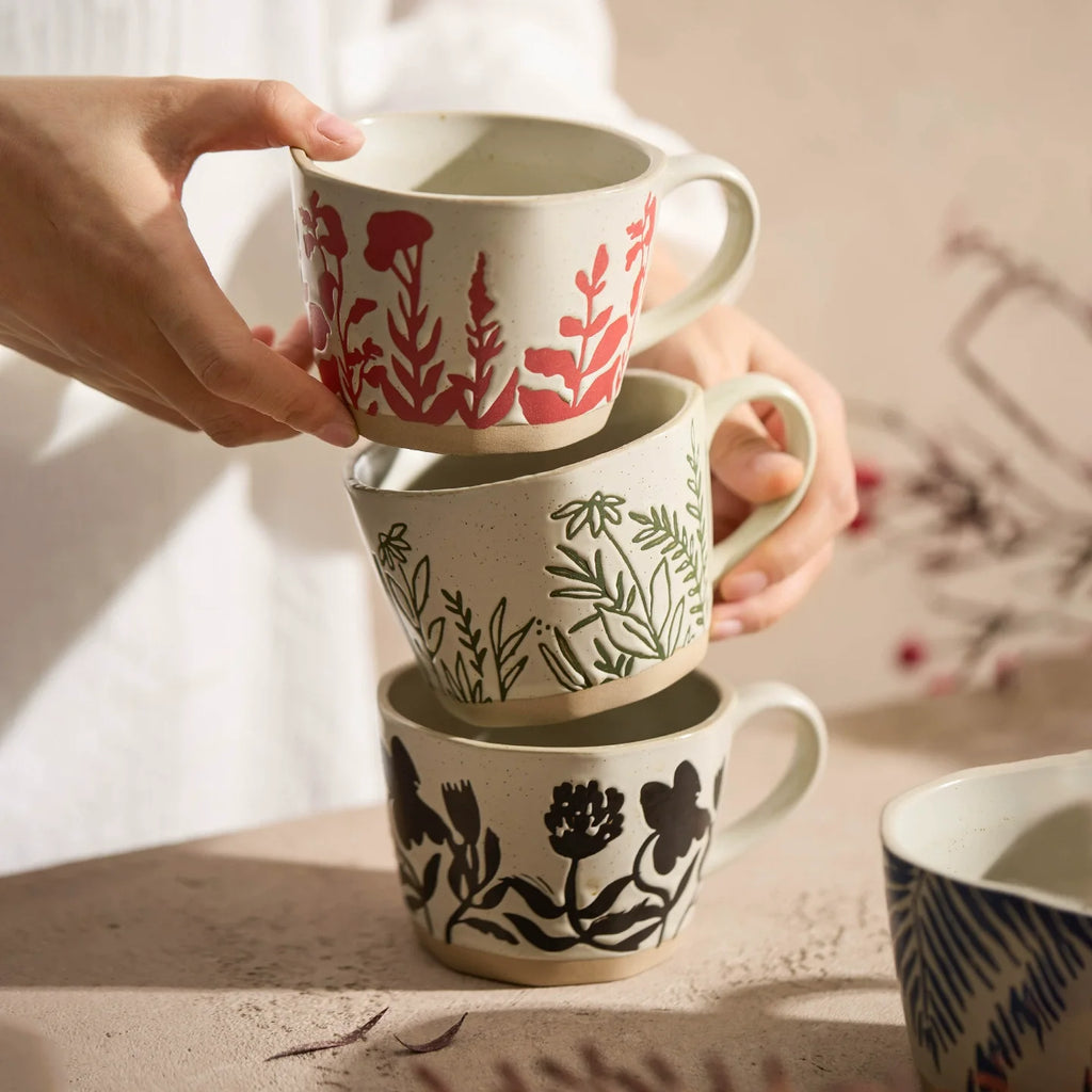 Botanical Stoneware Mug – Hand-Painted Design